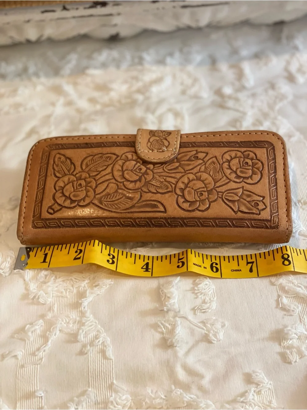 Vintage Hand-Tooled Floral Leather Wallet - Tan